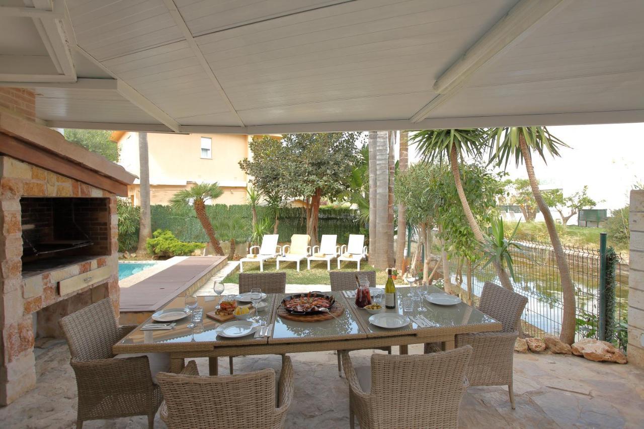 Tropical Garden, Villa With Pool Near The Beach Алкудия Екстериор снимка